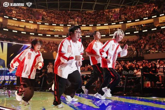 的“第七件装备”瓦利棋牌KPL